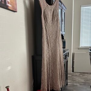 Cachet Lace Maxi Dress
Worn once . Minor dirt marks at hem may need dry clean
